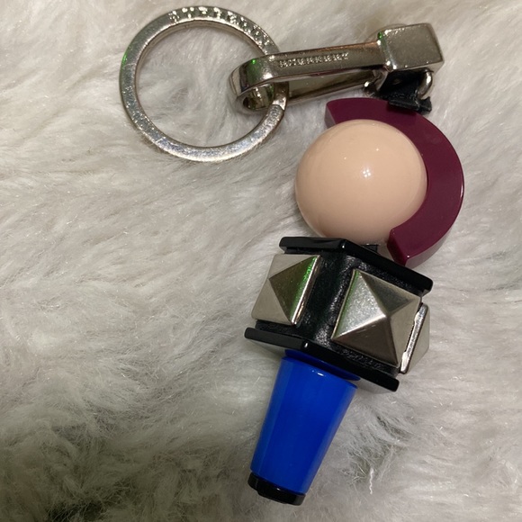 Authentic Burberry Punk Keychain - Picture 2 of 13